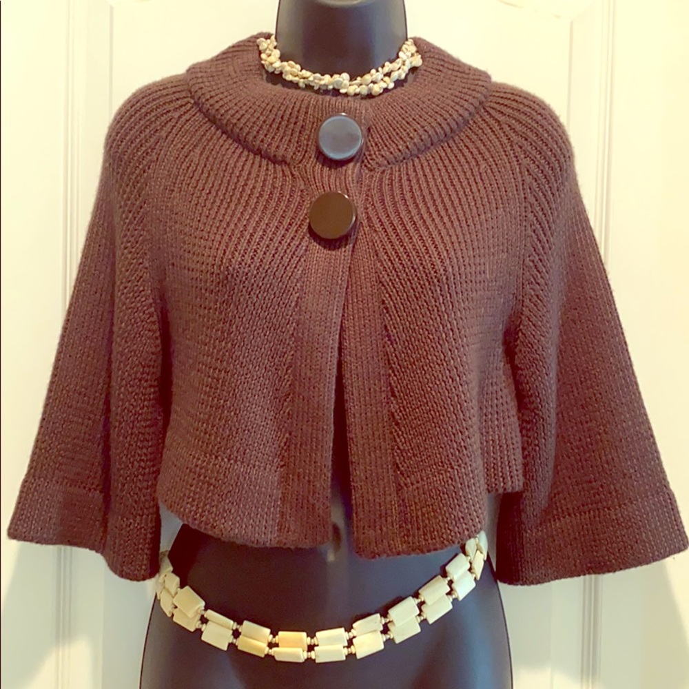 Bebe sweater with 3/4 length Sleeves